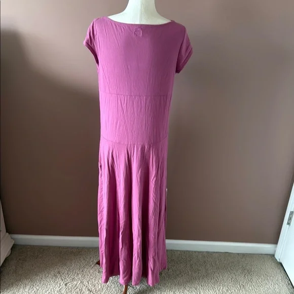 Elegant Pink Maxi Dress - Picture 2 of 4